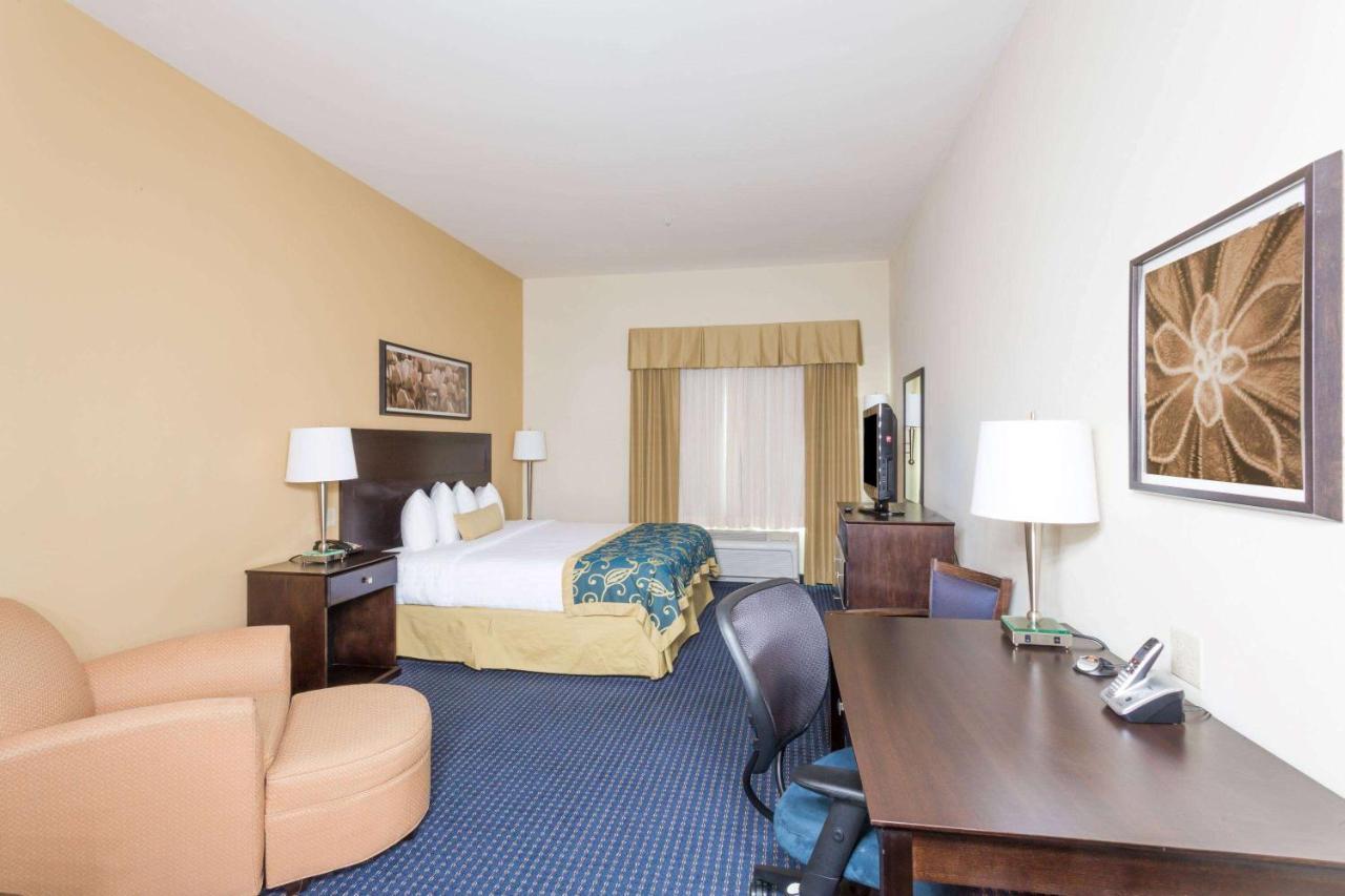 Wingate By Wyndham Houma Hotel Exterior photo